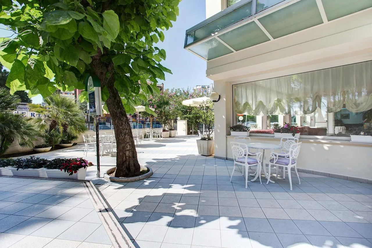 קרביה Hotel Everest
