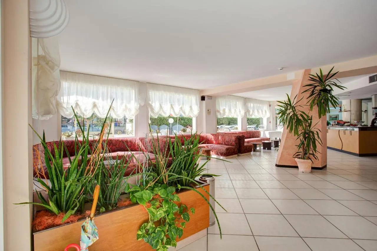 קרביה Hotel Everest